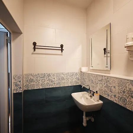 بيت ضيافة Alice House