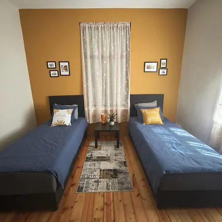 Alice House 3*