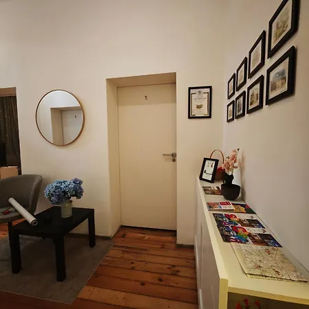 Alice House 3*