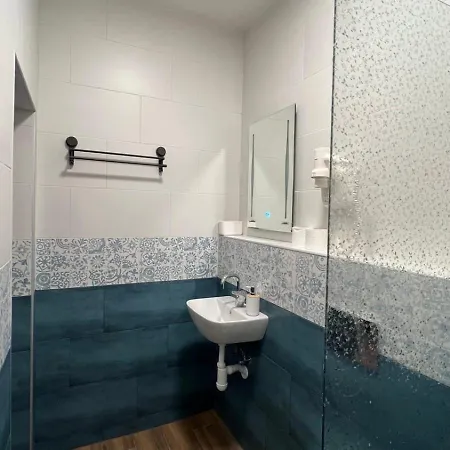 Alice House Vendégház 3*