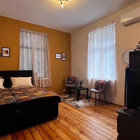 Vendégház Alice House 3*